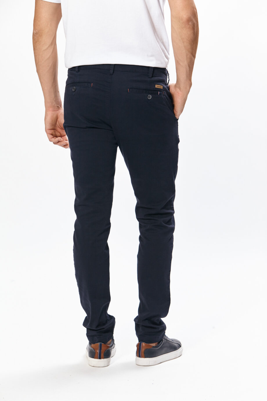 Pantalón sin pinzas slim fit basico satén