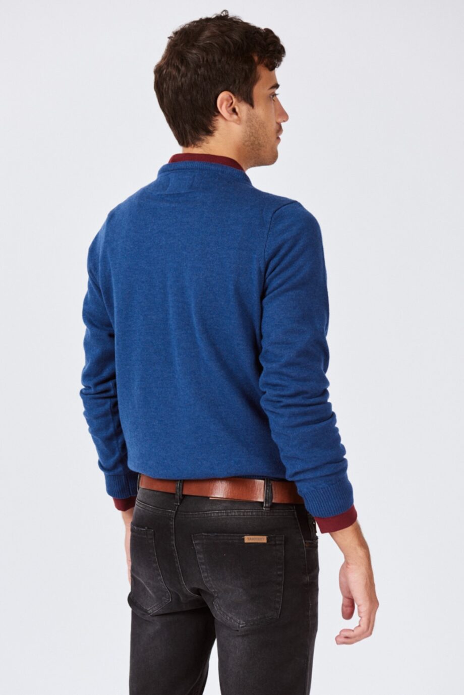 Sweater escote O a rayas en link