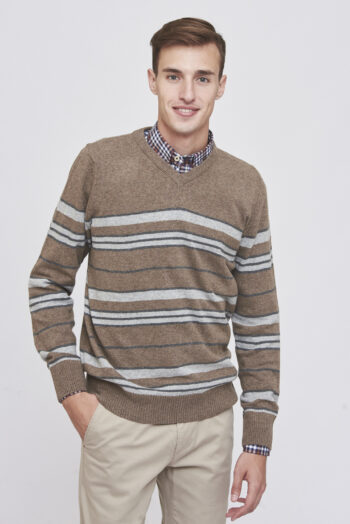 Sweater escote v rayado a contratono de lana acrilica
