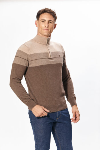 Sweater medio cierre combinado