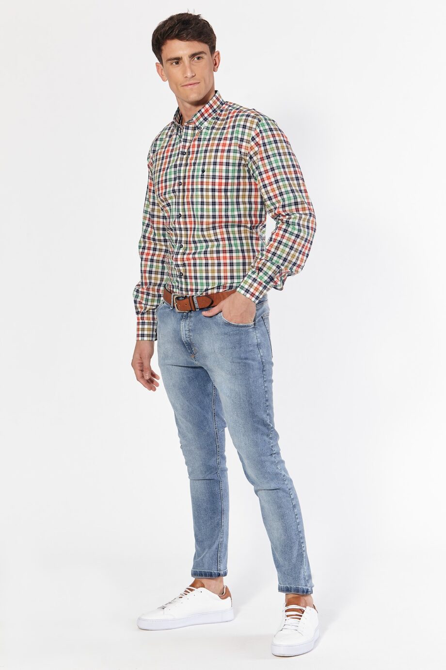 Camisa regular fit a cuadros