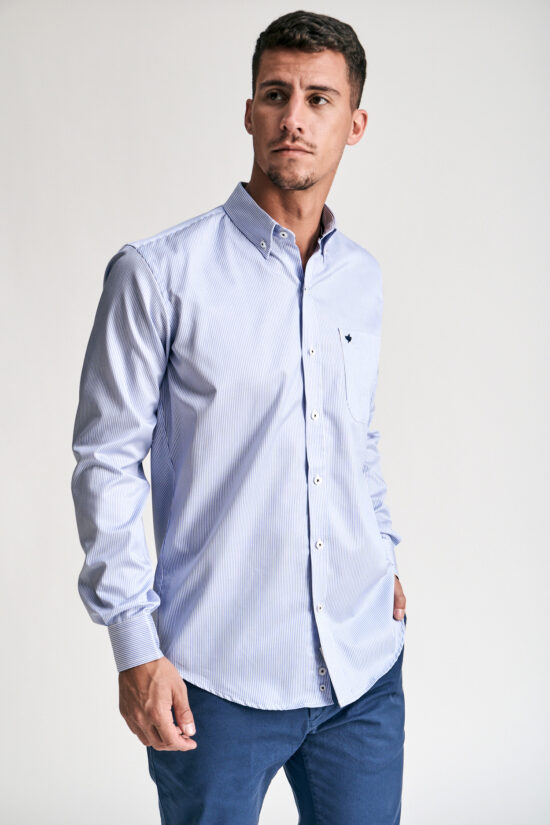 Camisa mangas largas clásica