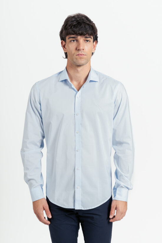 Camisa slim fit de poplin