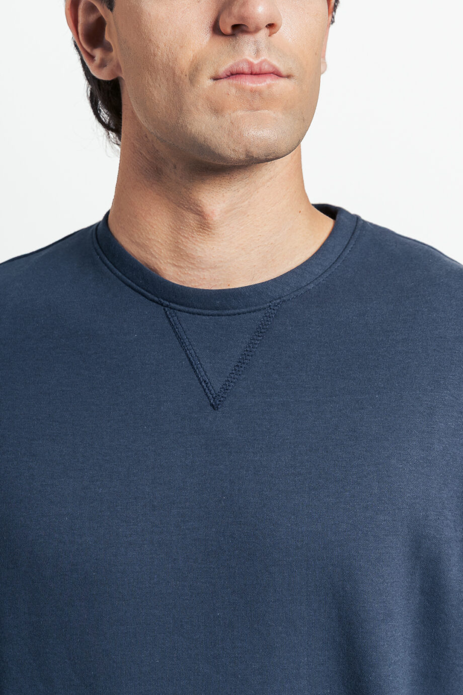 Buzo cuello redondo interlock